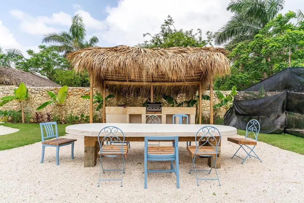 La Posada Punta Cana 0*,